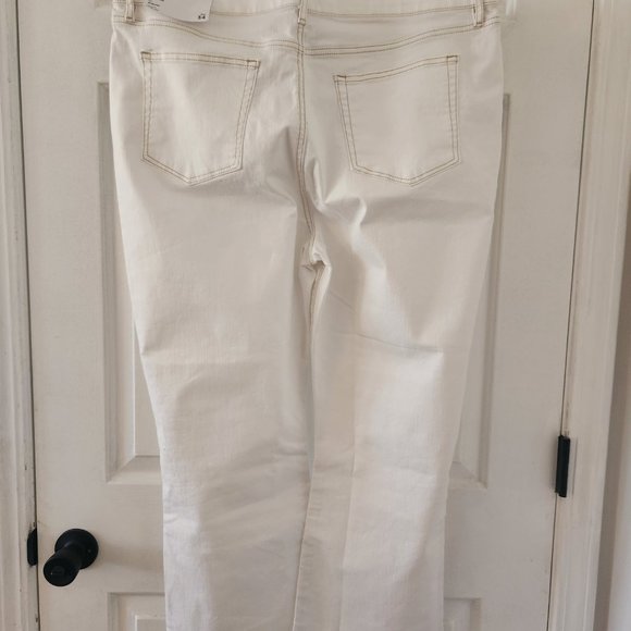 NWT Loft Kick Crop White Jeans, SIze 34/18 - Picture 5 of 10